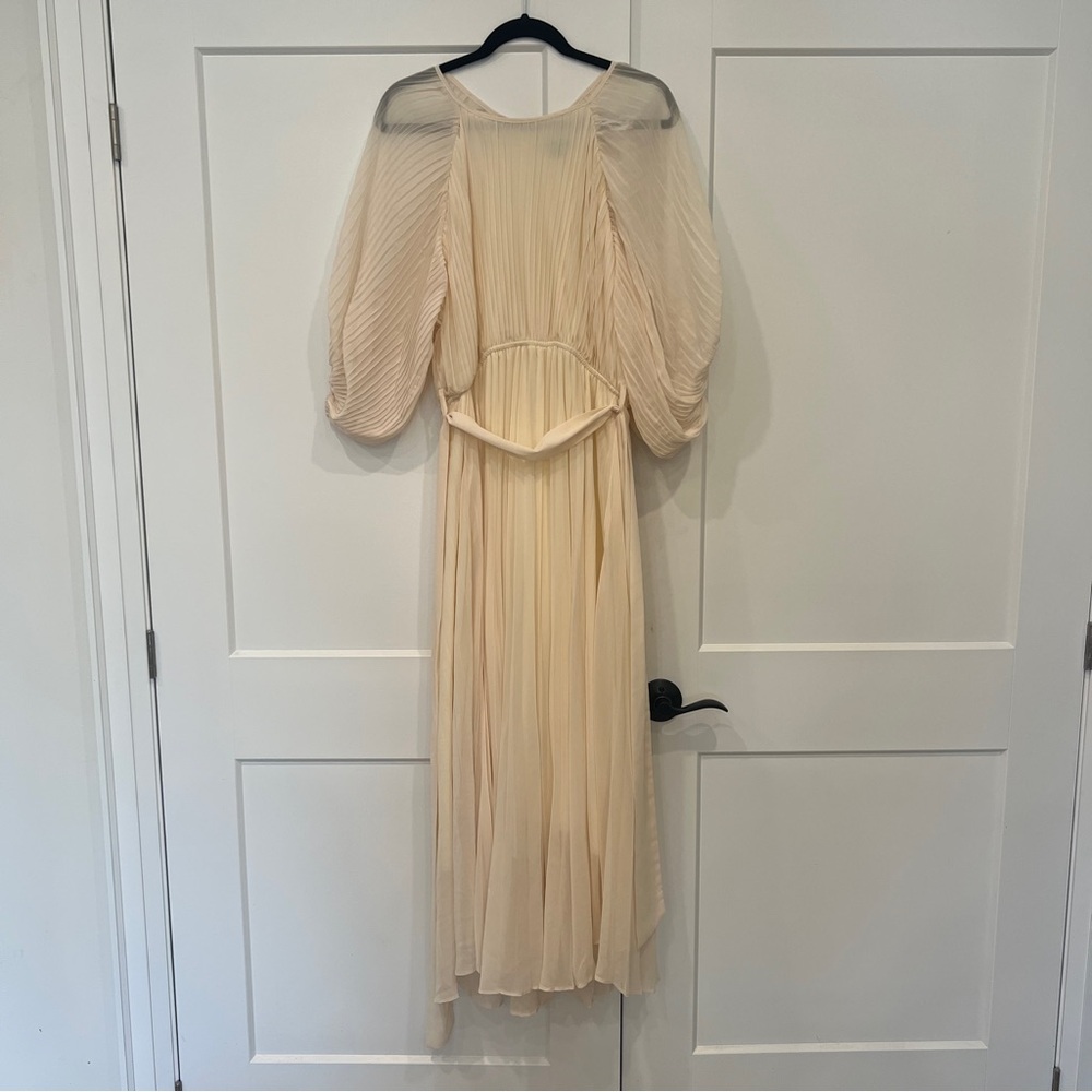 Elegant Cream Maxi Dress - Picture 5 of 12